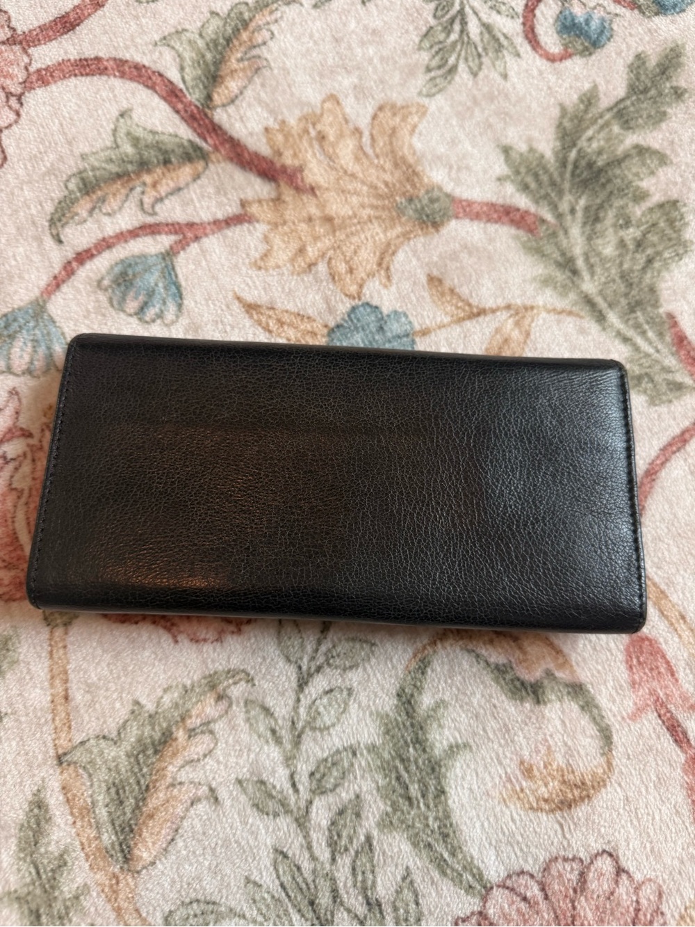 Chloé Black Leather Bow-Accent Continental Wallet - Picture 8 of 10